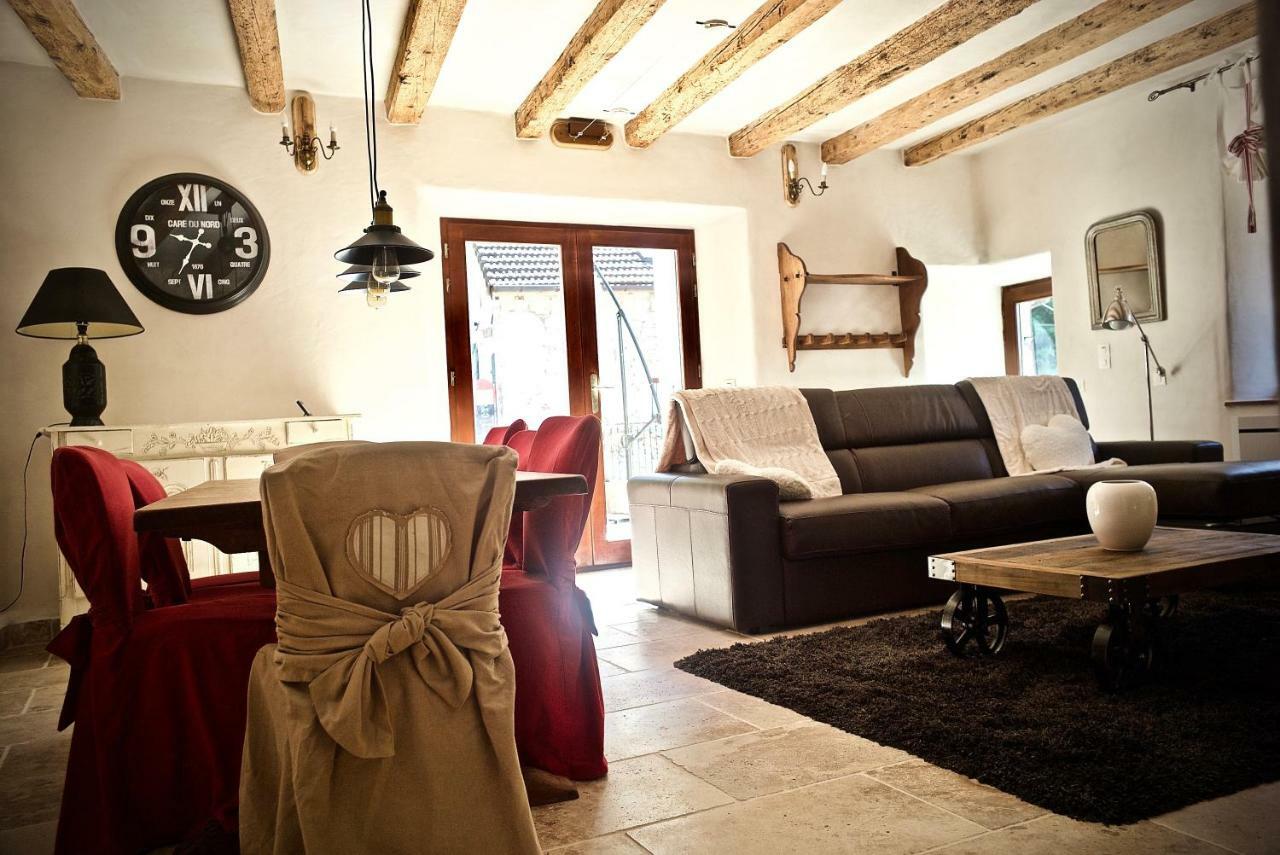 Chambres D'Hotes Des Lodges De La Cascade Yenne Buitenkant foto